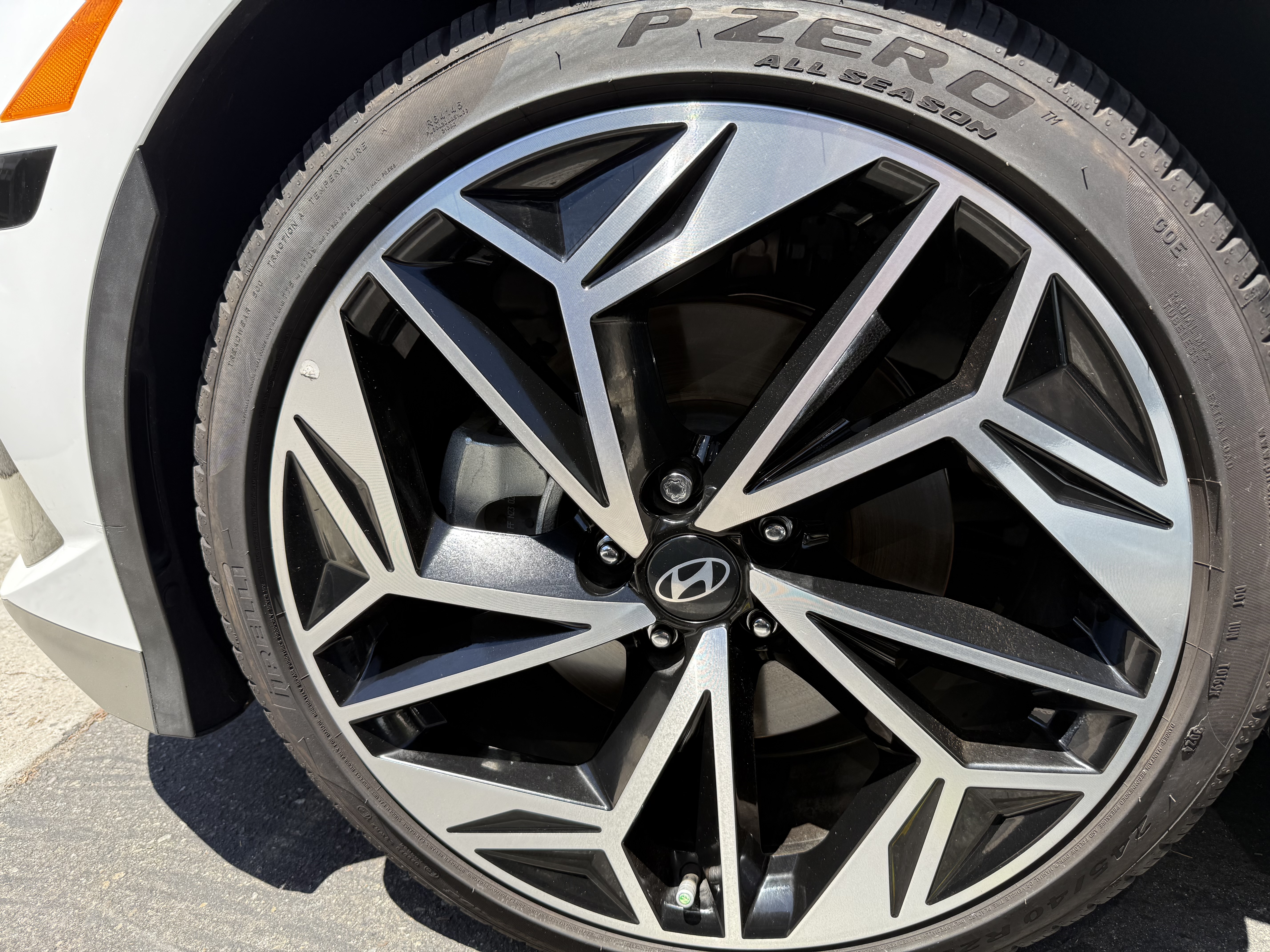 Used 2023 Hyundai Ioniq 6 SEL RWD image 17