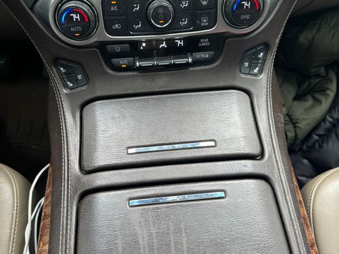 Used 2015 Chevrolet Tahoe LTZ AWD/4WD image 20