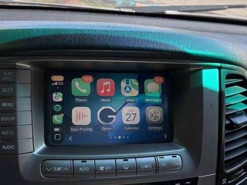 Used 2007 Toyota Land Cruiser w/ Convenience Pkg image 11