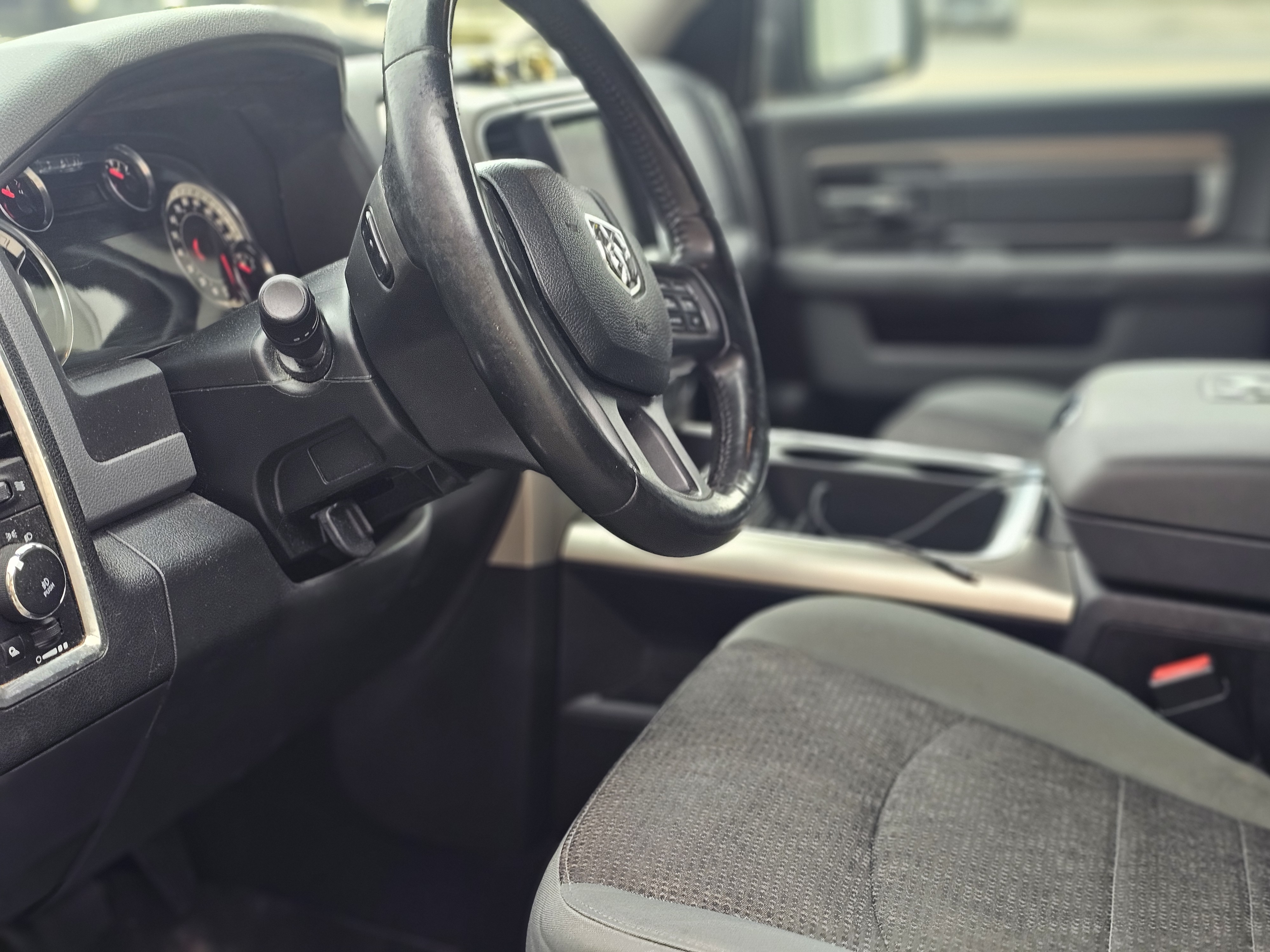 Used 2018 RAM 1500 Big Horn AWD/4WD image 15