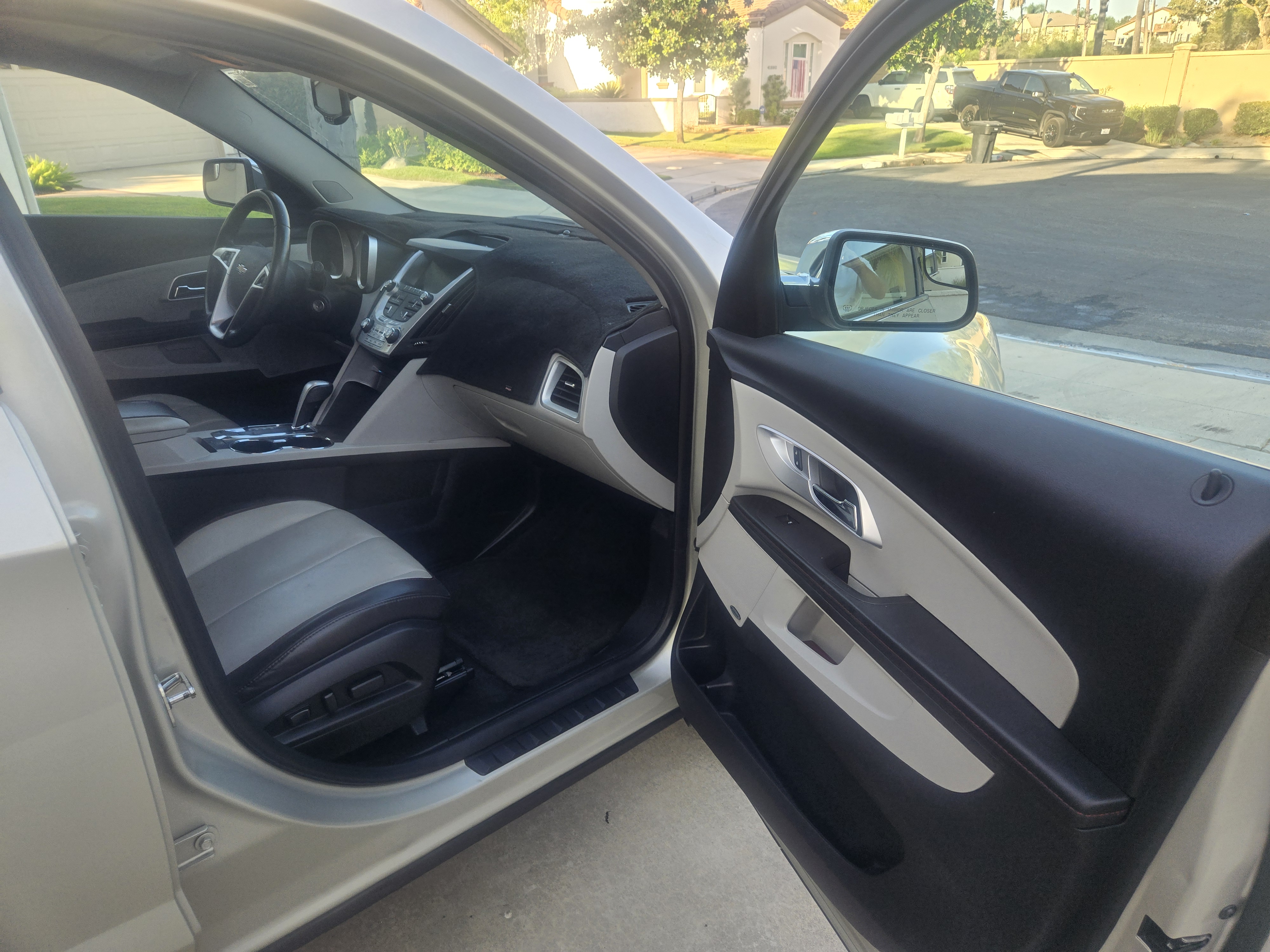 Used 2014 Chevrolet Equinox LTZ FWD image 19