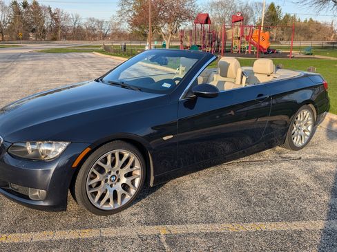 Used 2008 BMW 328i Convertible image 1