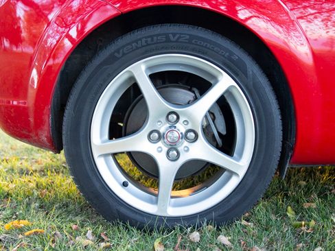 Used 2005 Toyota MR2 image 27