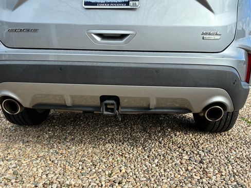 Used 2020 Ford Edge SEL w/ Cold Weather Package image 15