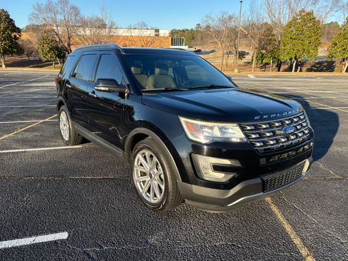 Used 2016 Ford Explorer Limited FWD image 8