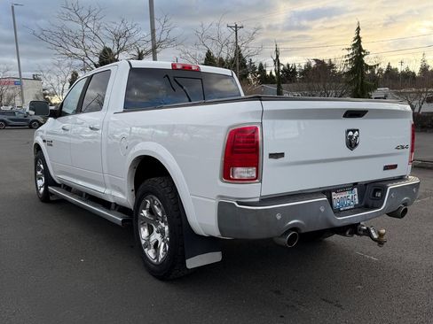 Used 2015 RAM 1500 Laramie w/ Convenience Group image 15