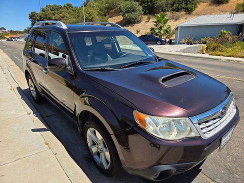 Used 2013 Subaru Forester 2.5XT Touring w/ Popular Pkg 2 image 10
