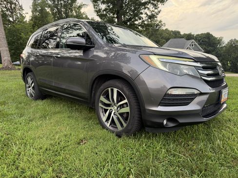 Used 2016 Honda Pilot Elite image 17