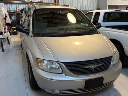 Used 2003 Chrysler Town & Country Limited