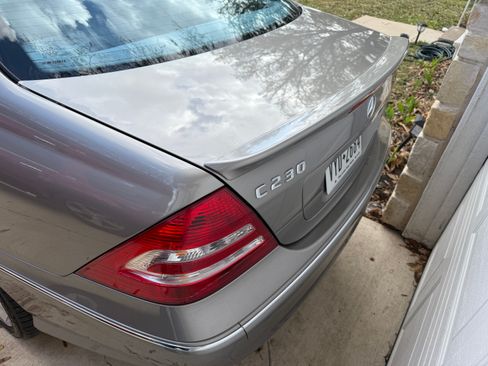 Used 2007 Mercedes-Benz C 230 Sedan image 5