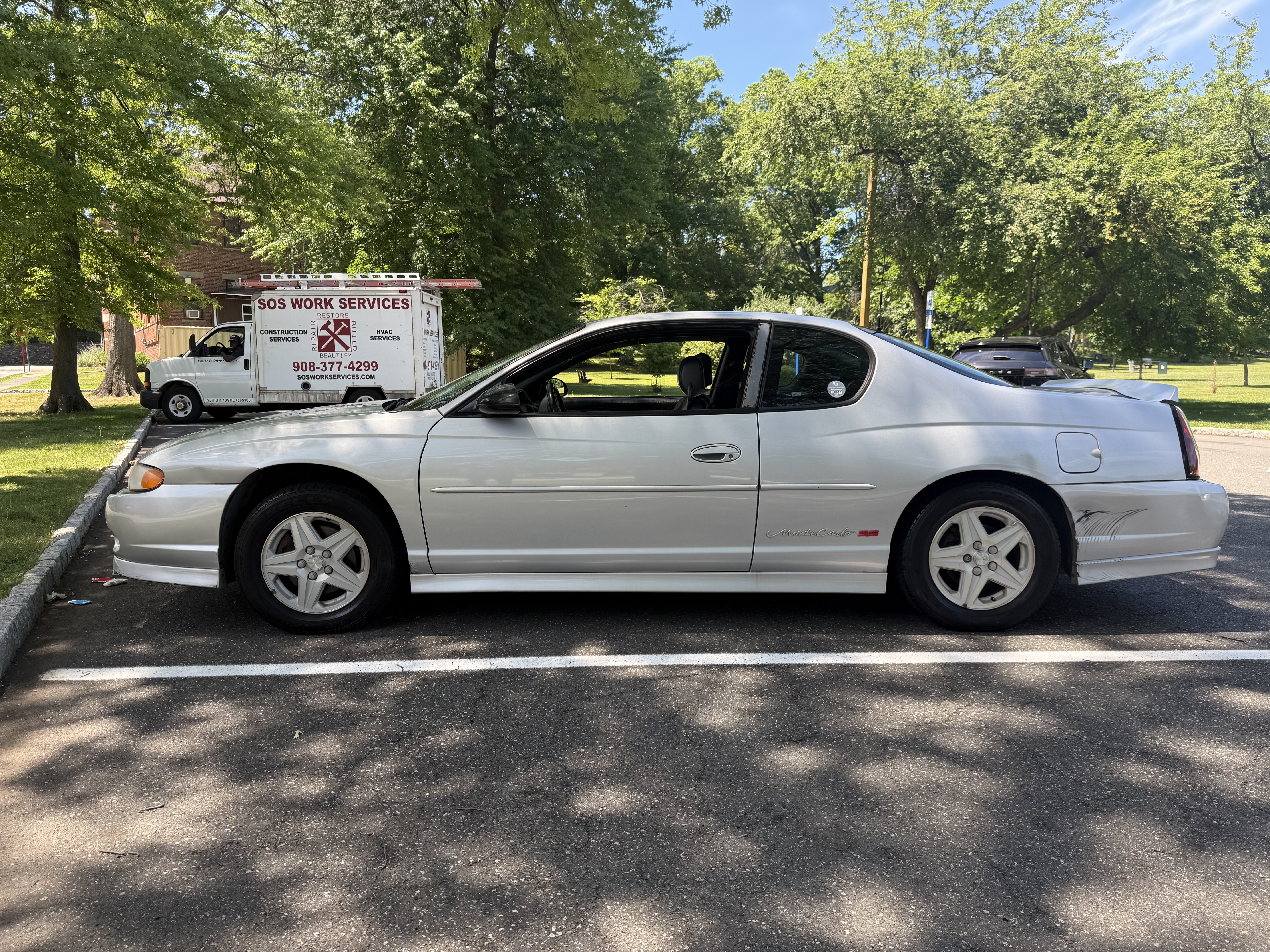 Used 2002 Chevrolet Monte Carlo SS w/ High Sport Appearance Pkg FWD image 5