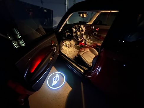 Used 2014 MINI Cooper Clubman S image 16