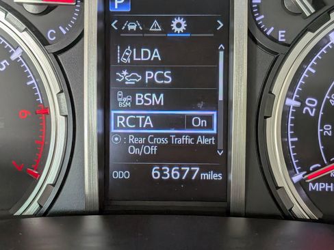 Used 2022 Toyota 4Runner Limited image 8