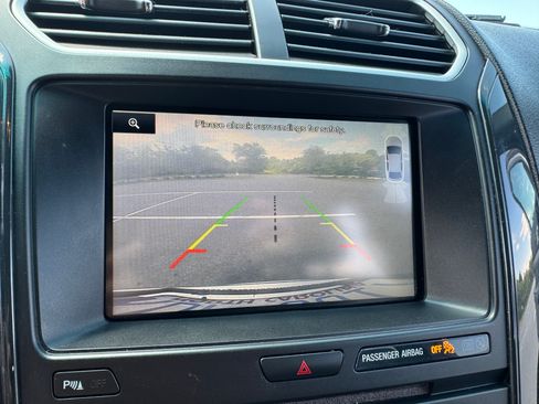 Used 2016 Ford Explorer XLT w/ Equipment Group 202A image 30