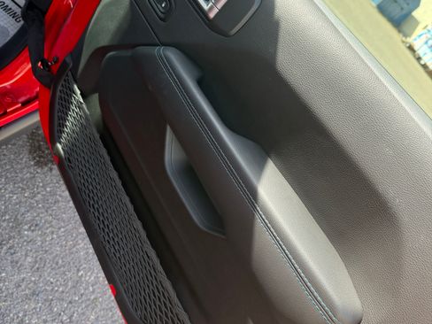 Used 2022 Jeep Wrangler Unlimited Rubicon 4xe image 14