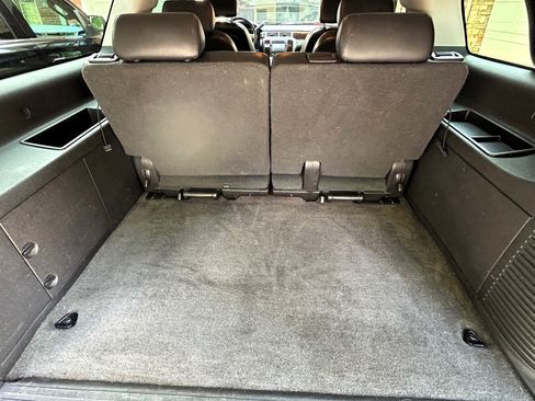 Used 2009 GMC Yukon XL Denali image 19