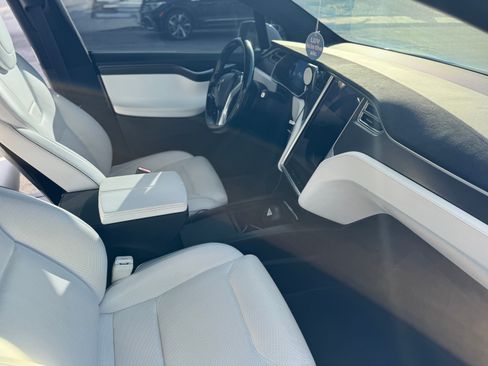 Used 2016 Tesla Model X P90D AWD/4WD image 6