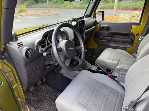 Used 2008 Jeep Wrangler Unlimited Rubicon AWD/4WD image 10
