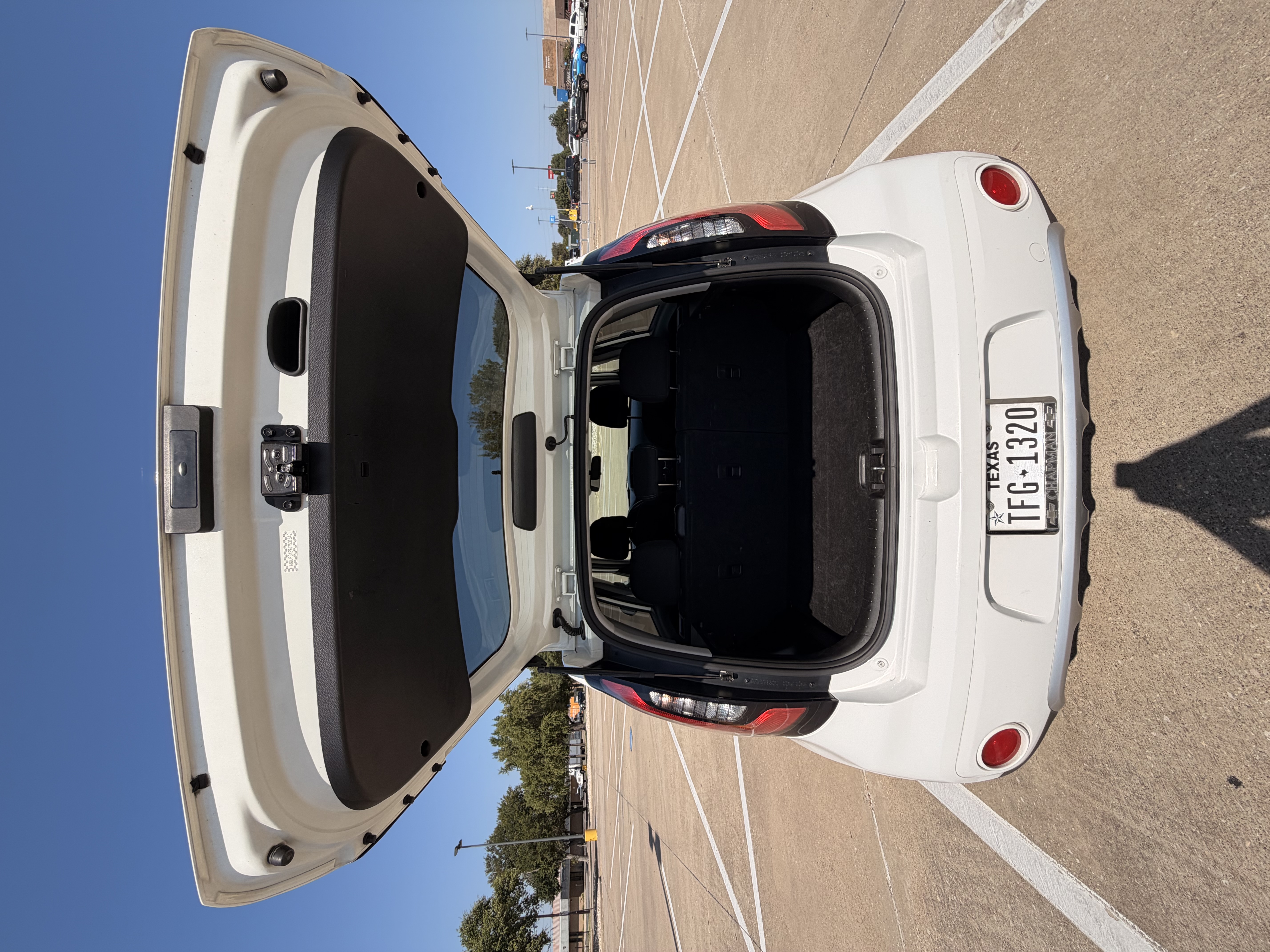 Used 2018 Kia Soul + FWD image 16