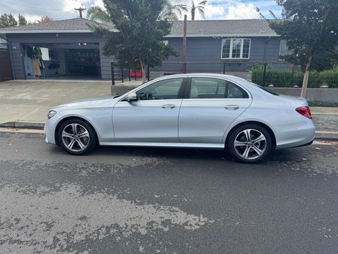 Used 2020 Mercedes-Benz E 350 Sedan image 1