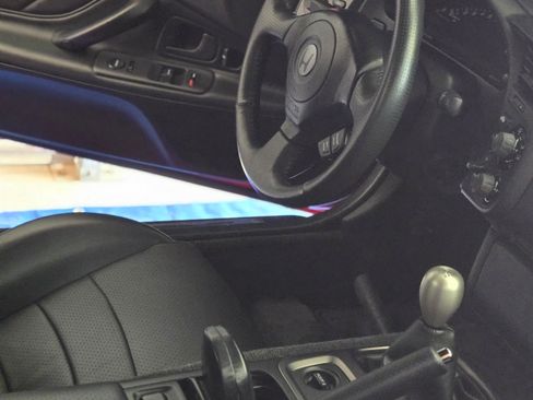 Used 2001 Honda S2000 image 27