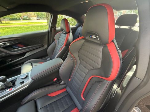 Used 2025 BMW M2 w/ Lighting Package RWD image 8