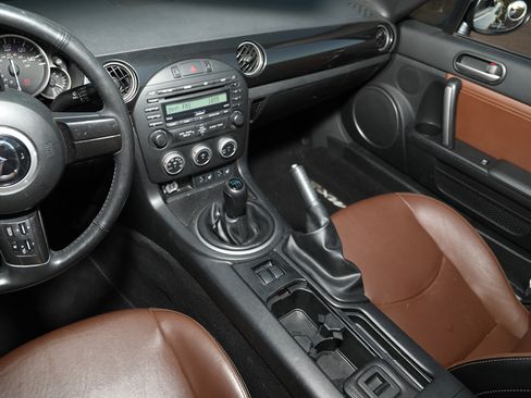 Used 2014 MAZDA MX-5 Miata Grand Touring image 18