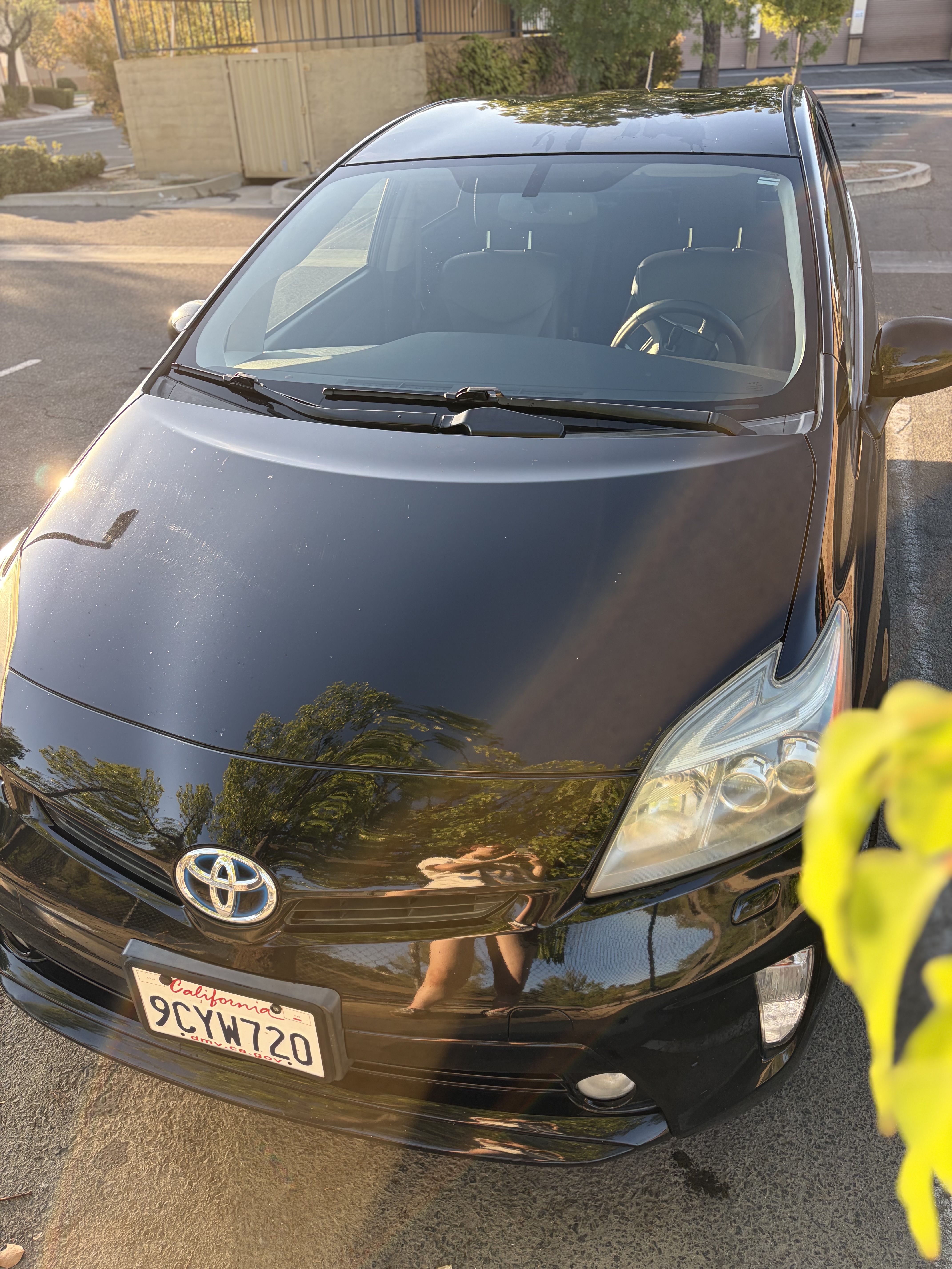Used 2013 Toyota Prius Five FWD image 9