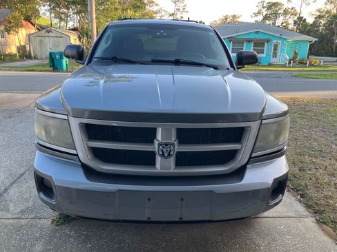 Used 2010 Dodge Dakota Big Horn w/ Extra Security Group image 2