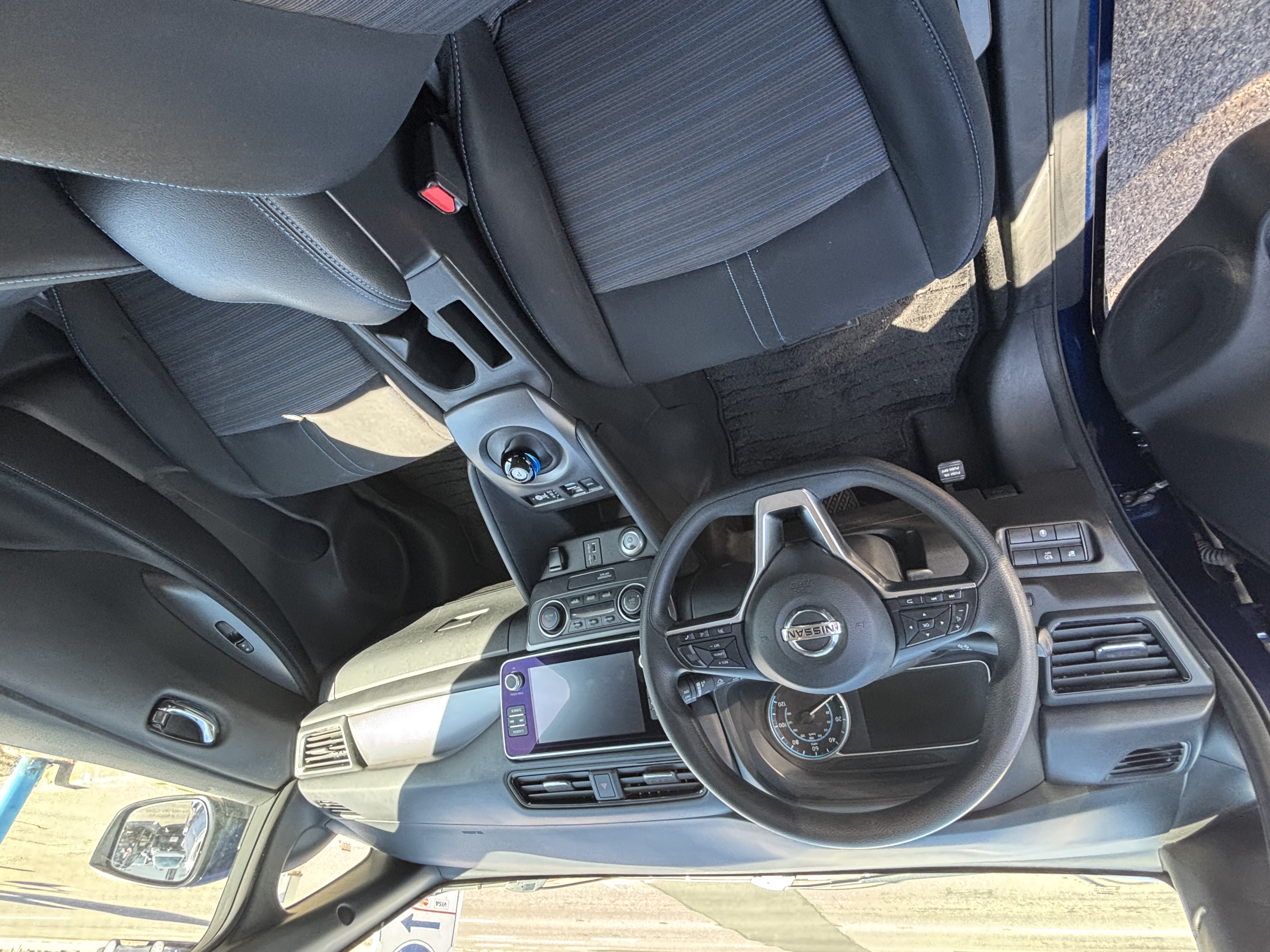 Used 2022 Nissan Leaf S FWD image 11