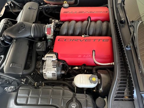 Used 2004 Chevrolet Corvette Z06 w/ Memory Package RWD image 14