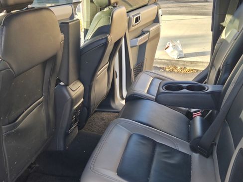 Used 2023 Ford Bronco Wildtrak image 20