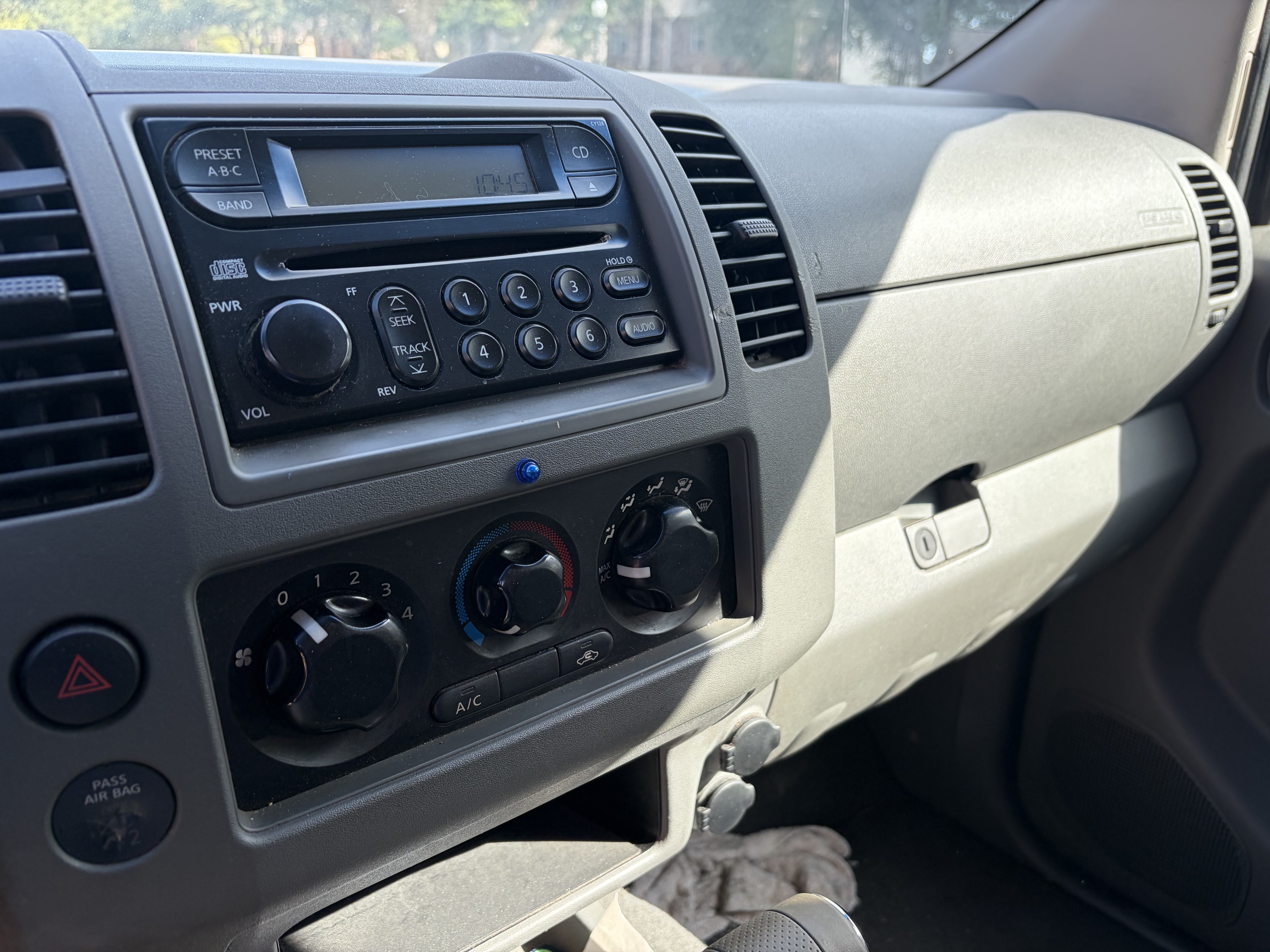 Used 2007 Nissan Frontier XE w/ Preferred Pkg RWD image 5