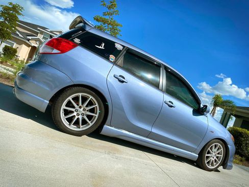 Used 2004 Toyota Matrix XRS image 5