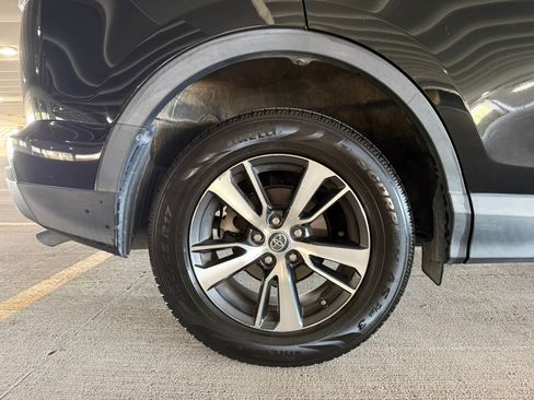 Used 2016 Toyota RAV4 XLE FWD image 14