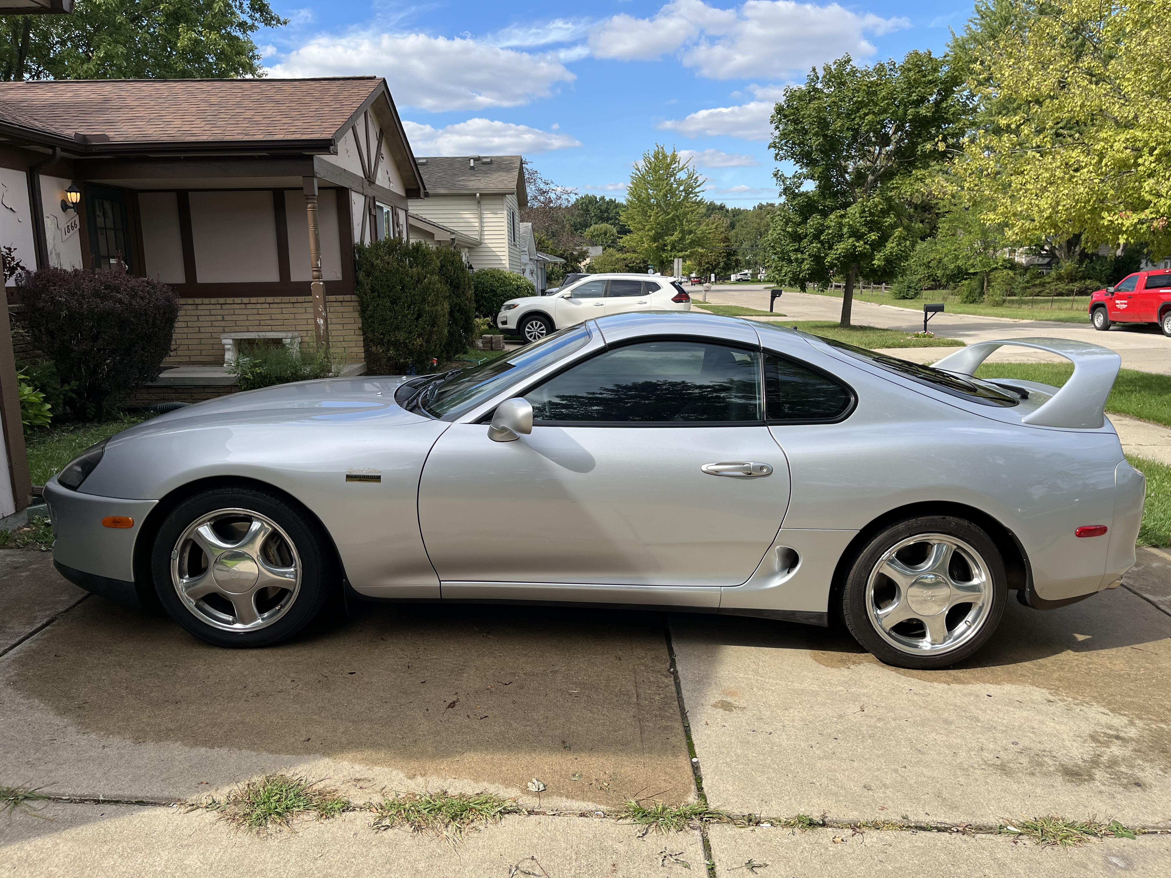 Used 1997 Toyota Supra Turbo w/ Gold Appearance Pkg RWD image 13