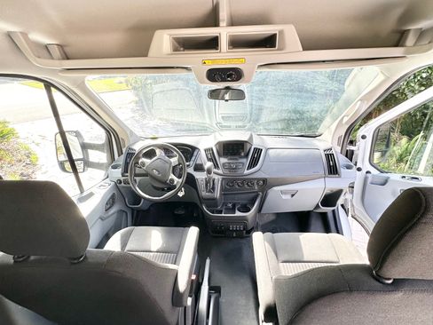 Used 2016 Ford Transit 350 XLT image 22