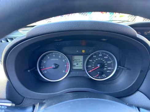 Used 2013 Subaru Crosstrek 2.0i Premium image 4