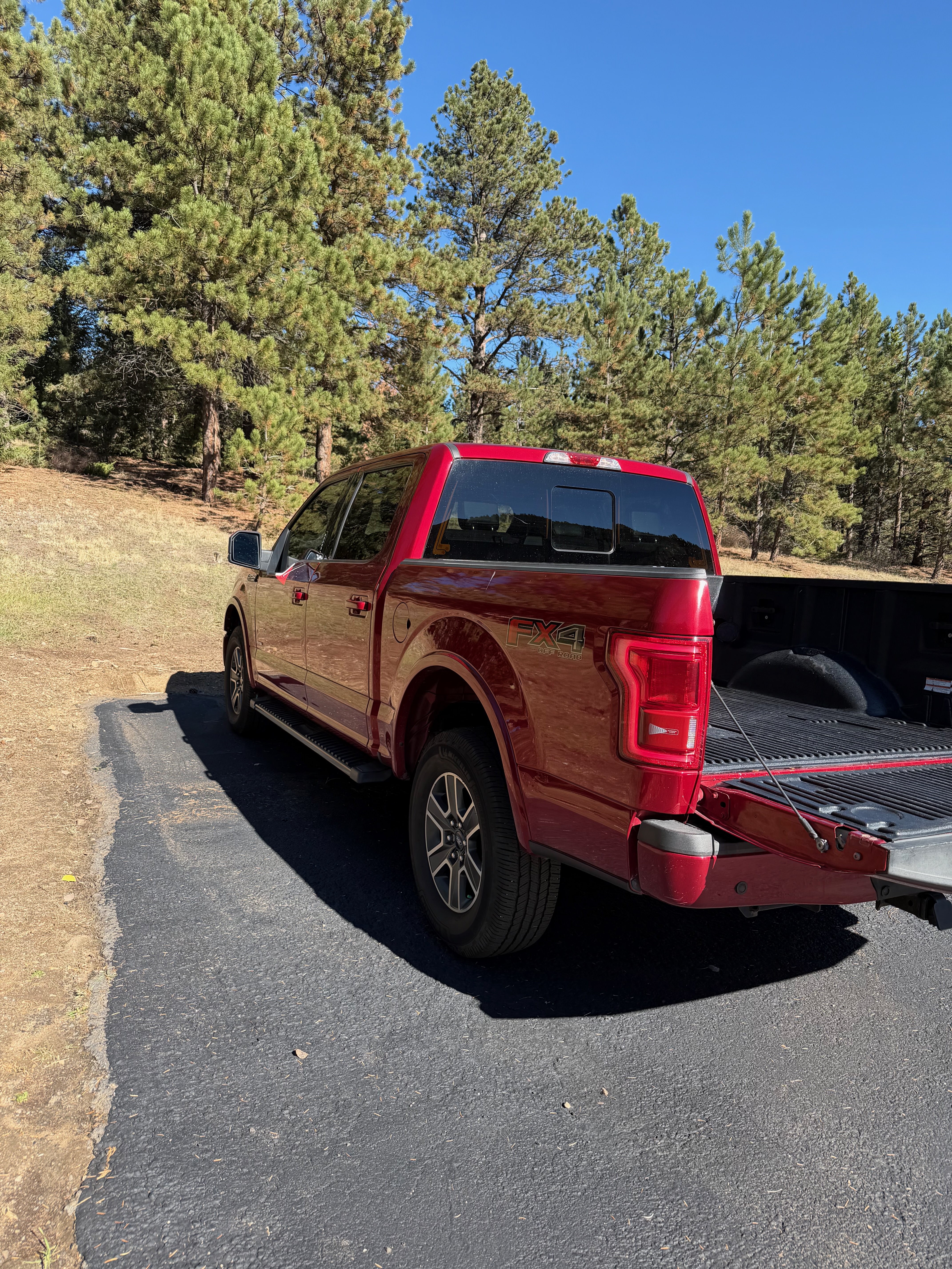 Used 2015 Ford F150 Lariat AWD/4WD image 5