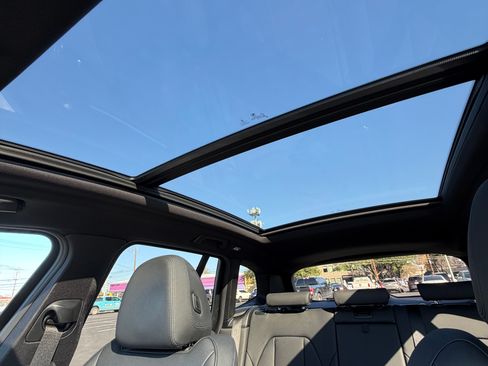 Used 2021 BMW X3 sDrive30i image 11