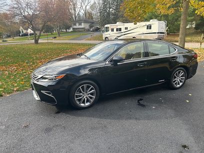 Used 2016 Lexus ES 300h