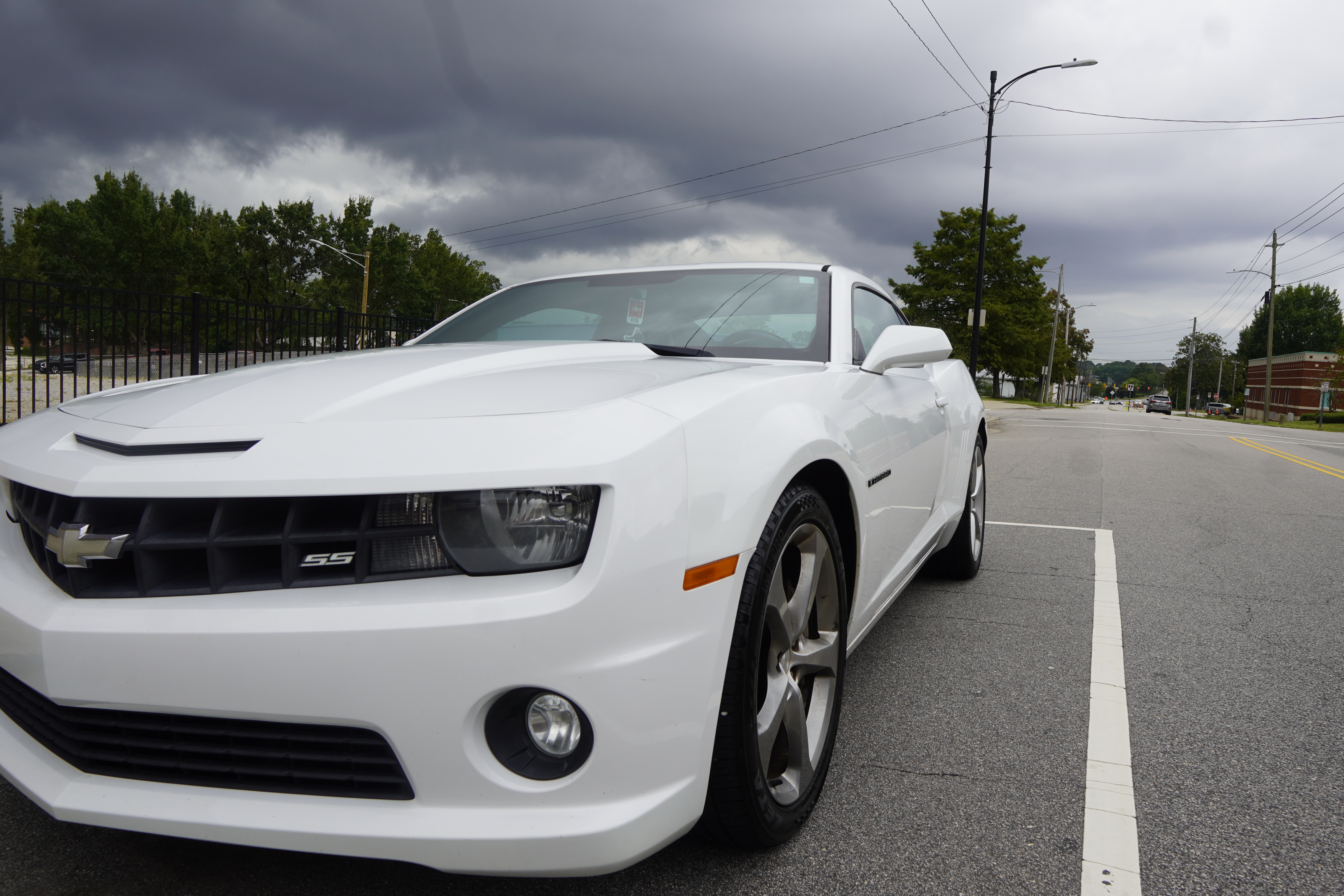 Used 2013 Chevrolet Camaro SS RWD image 2