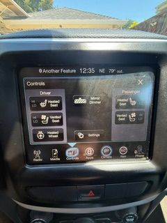 Used 2014 Jeep Cherokee Limited w/ Luxury Group AWD/4WD image 14