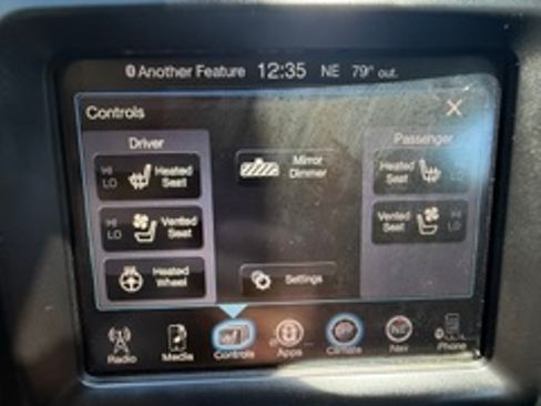 Used 2014 Jeep Cherokee Limited w/ Luxury Group AWD/4WD image 14