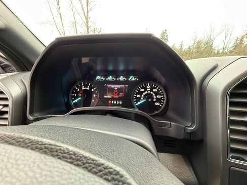 Used 2020 Ford F150 XLT w/ Equipment Group 302A Luxury image 15