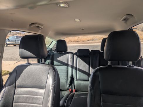 Used 2013 Ford C-MAX SEL image 10