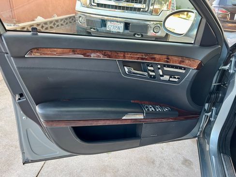 Used 2007 Mercedes-Benz S 600 image 14