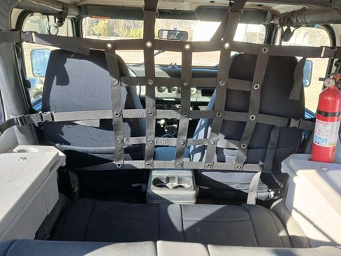 Used 1995 Jeep Wrangler SE image 4