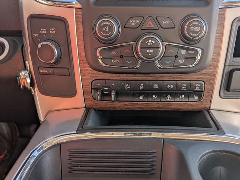 Used 2017 RAM 2500 Laramie w/ Sport Appearance Group image 12