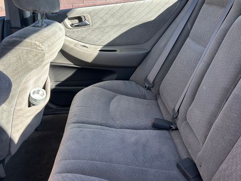 Used 2001 Honda Accord LX image 4